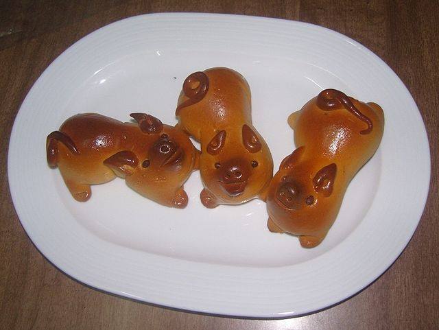 Tiere als Mondkuchen in Vietnam